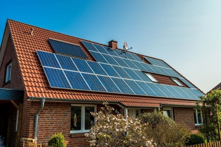 Solaire---un-atout-de-valeur-pour-votre-bien-immobilier.jpg